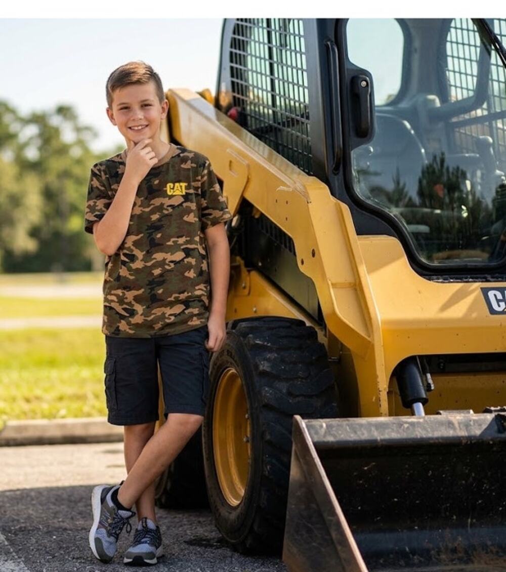 CAT Caterpillar Boys Camo T Shirt Size Large L 14 16 NWT Short Sleeve Tractor